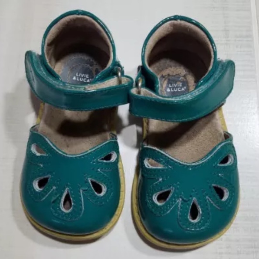 LIVIE & Luca Dark Teal Petals Mary Jane Shoe 4‎ HTF